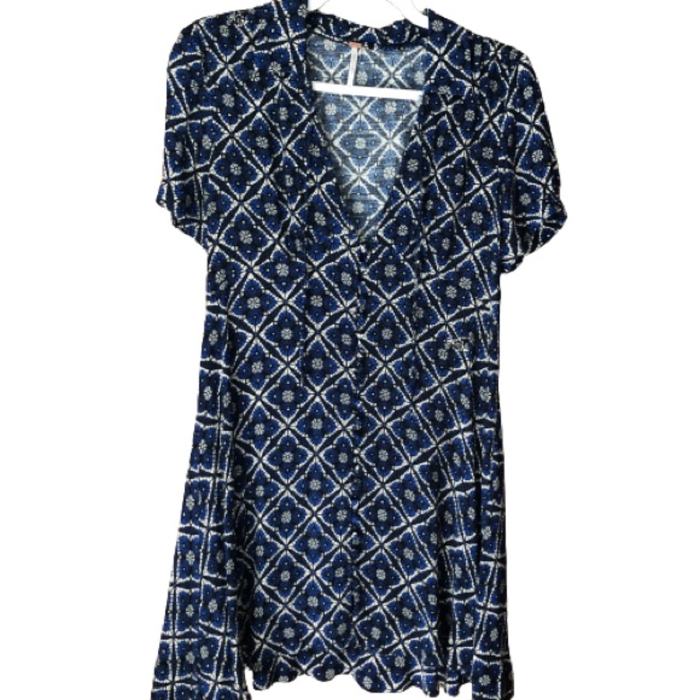 NWOT Free People Button Front Blue Black V-Neck Dress Onyx Combo Size 6 - Picture 3 of 6